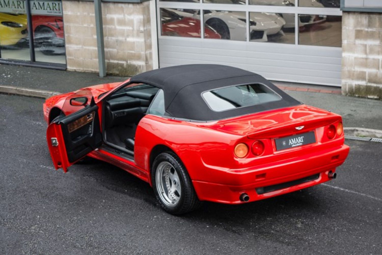 ASTON MARTIN VIRAGE VOLANTE AUTO CONVERTIBLE 6.3 'Works Special'