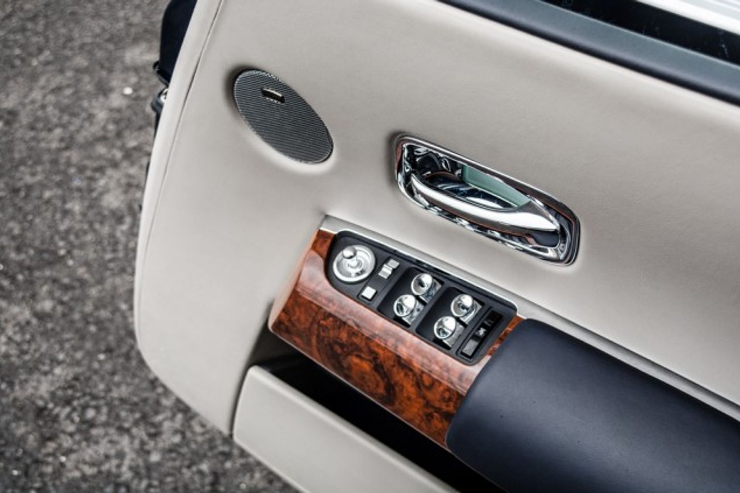 ROLLS-ROYCE PHANTOM COUPE 6.7 PHANTOM COUPE 2DR AUTOMATIC