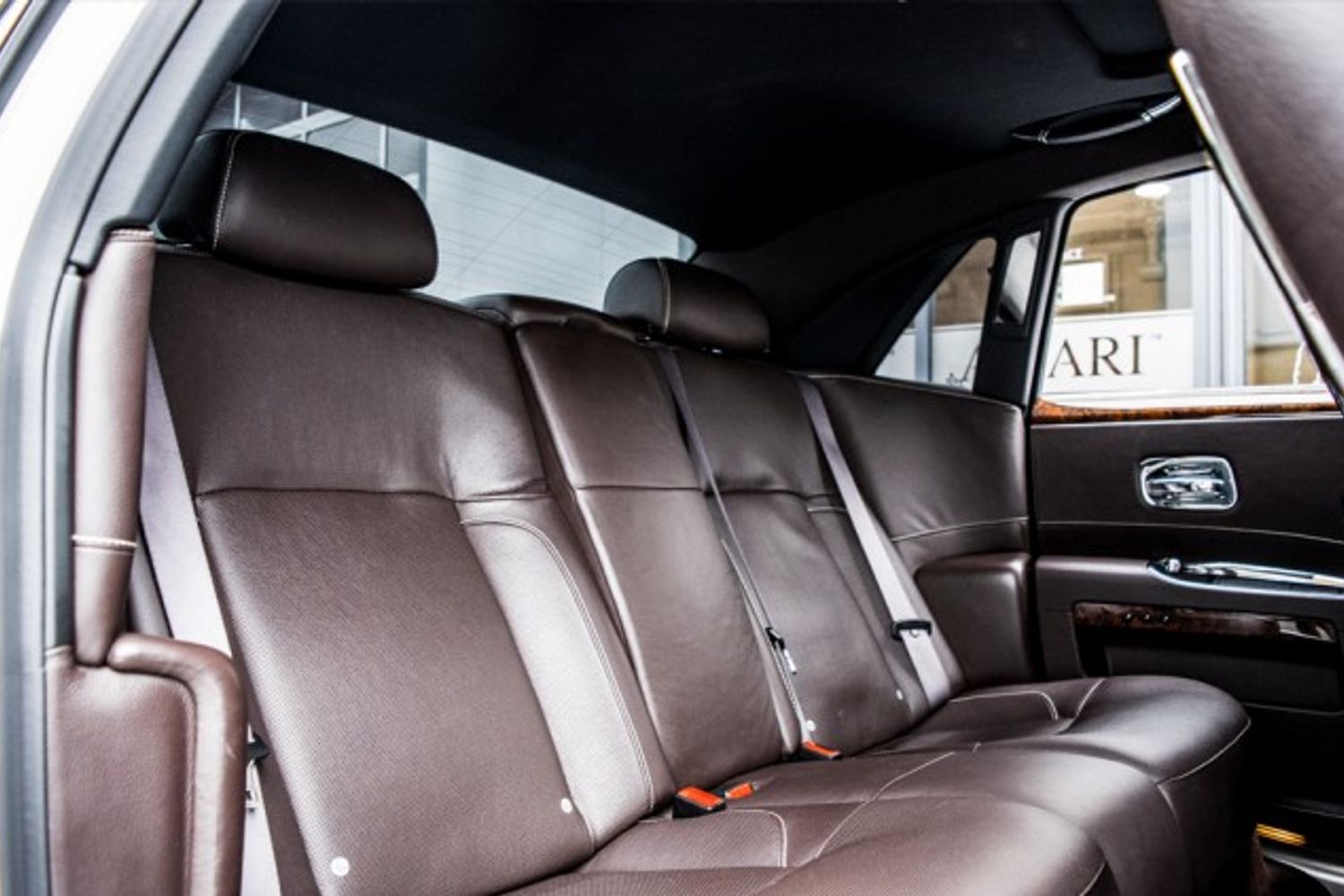 ROLLS-ROYCE GHOST SALOON 6.6 V12 4DR AUTOMATIC