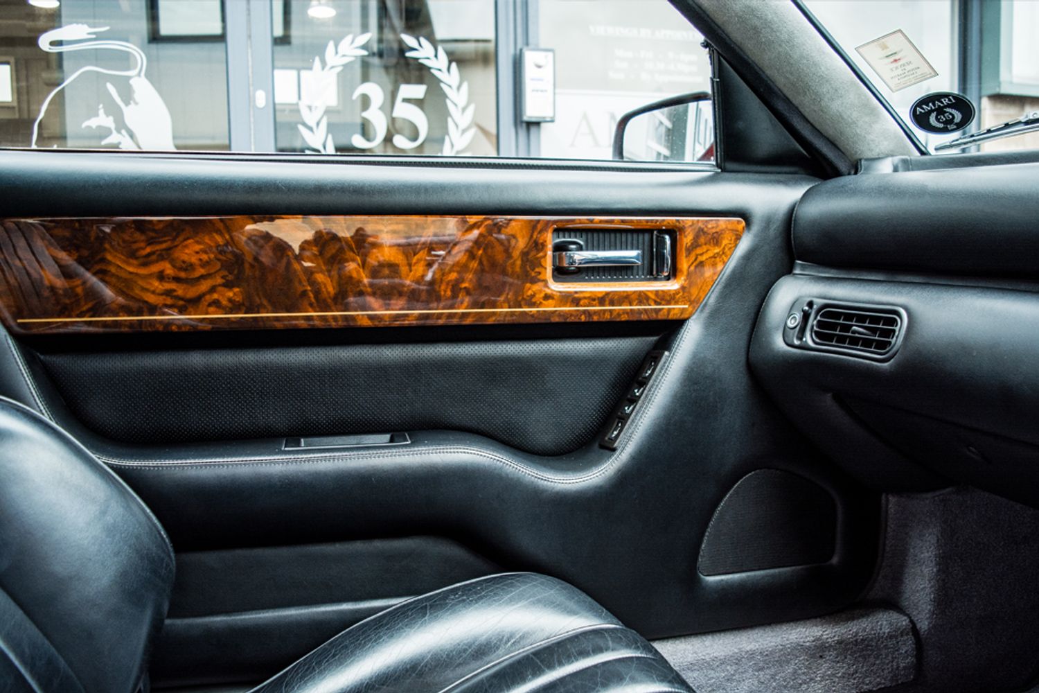 ASTON MARTIN VIRAGE VOLANTE AUTO CONVERTIBLE 6.3 'Works Special'