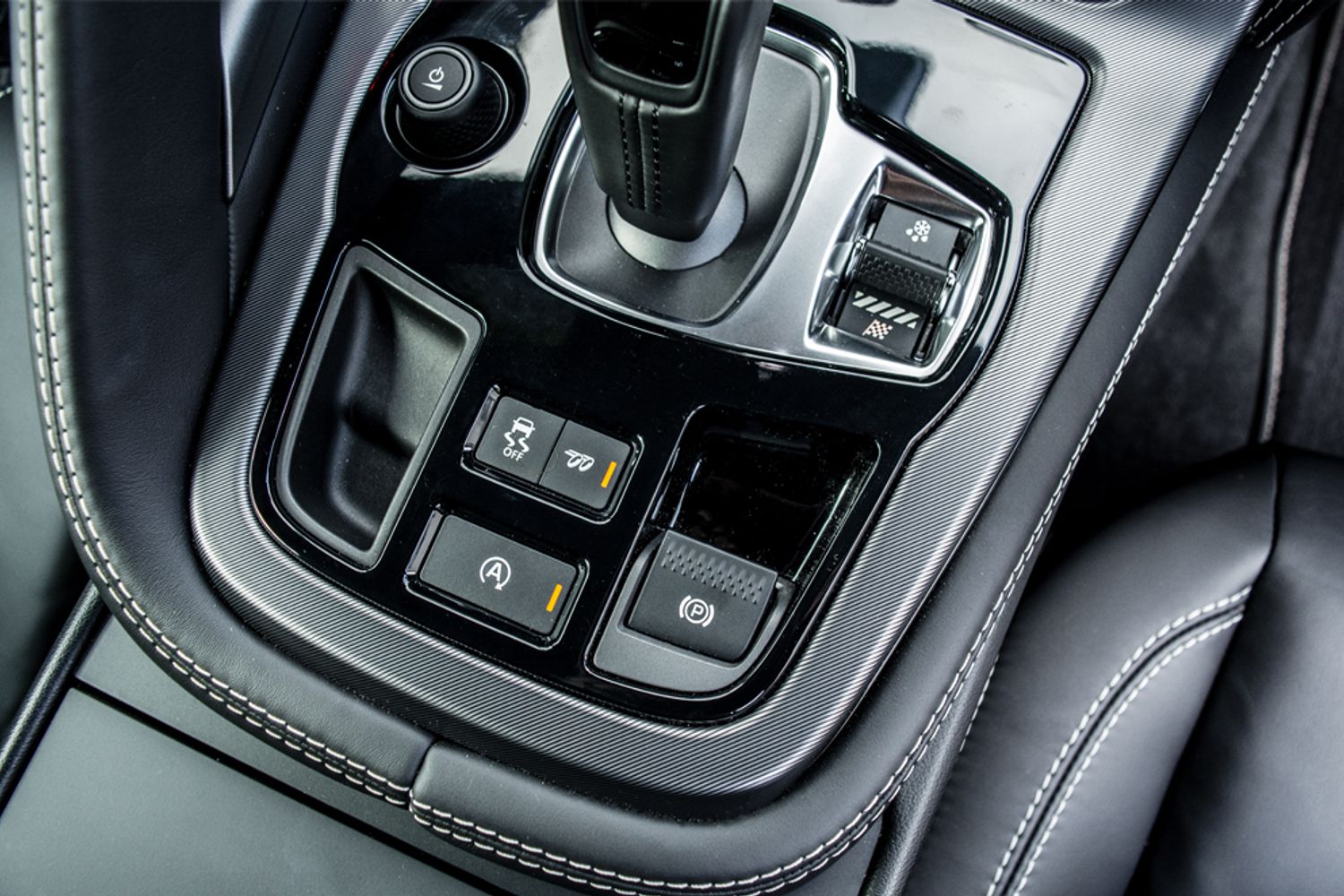 JAGUAR F-TYPE COUPE 5.0 R 2DR AUTOMATIC
