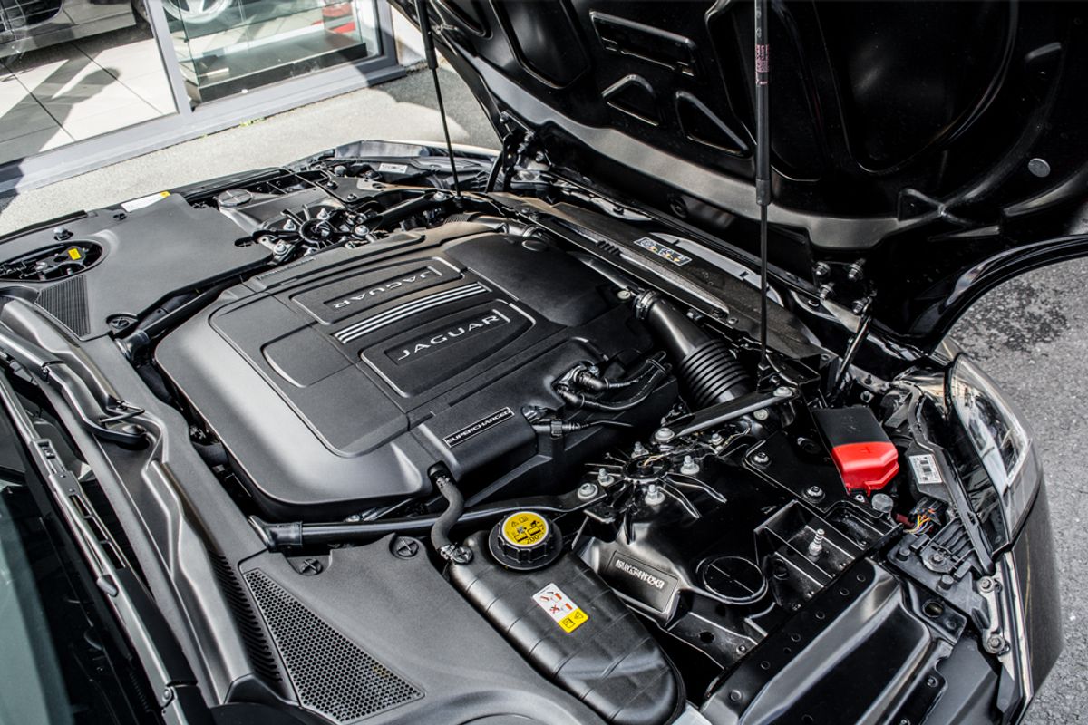 JAGUAR F-TYPE COUPE 5.0 R 2DR AUTOMATIC