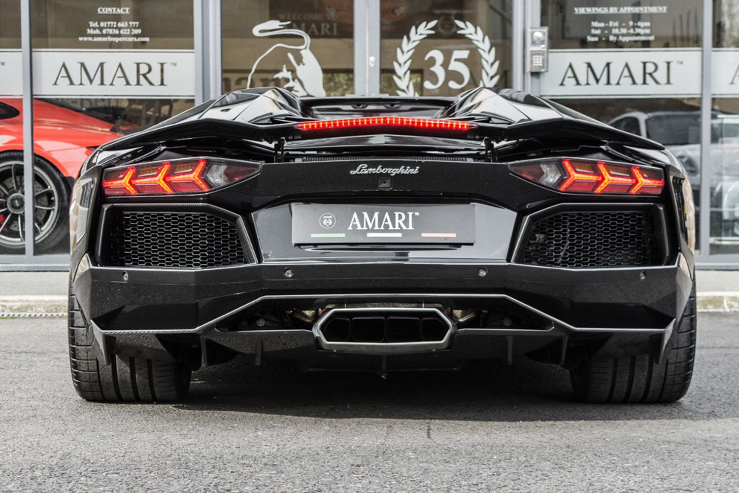LAMBORGHINI AVENTADOR ROADSTER 6.5 V12 2DR SEMI AUTOMATIC
