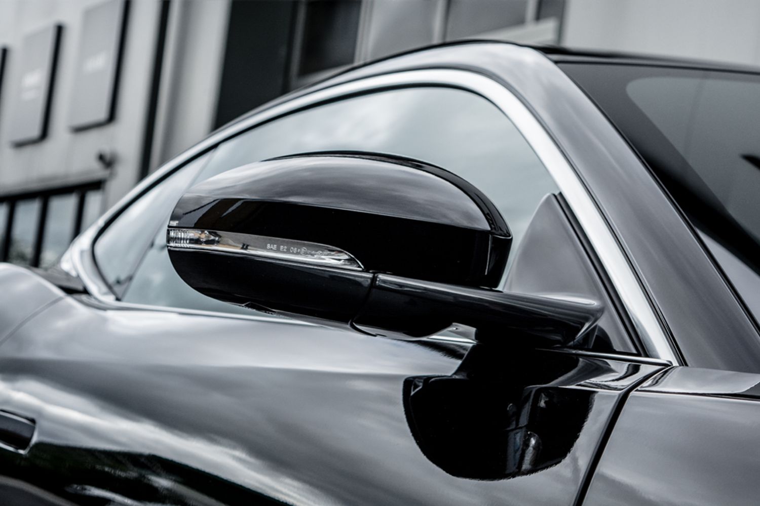 JAGUAR F-TYPE COUPE 5.0 R 2DR AUTOMATIC