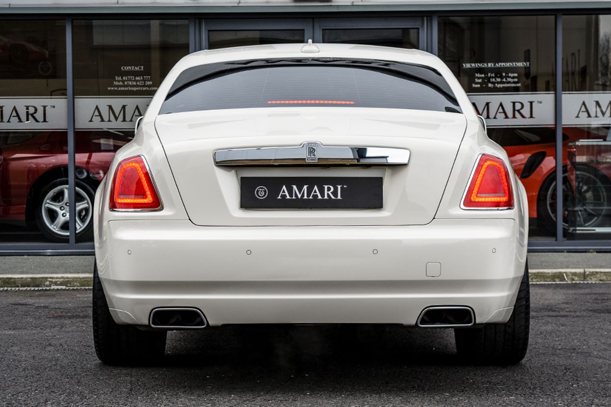 ROLLS-ROYCE GHOST SALOON 6.6 V12 4DR AUTOMATIC