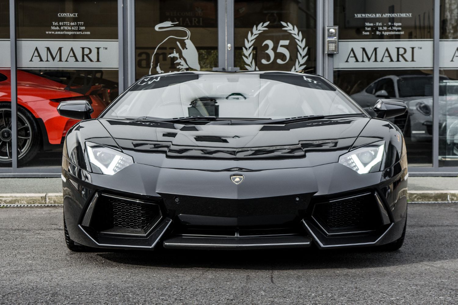LAMBORGHINI AVENTADOR ROADSTER 6.5 V12 2DR SEMI AUTOMATIC
