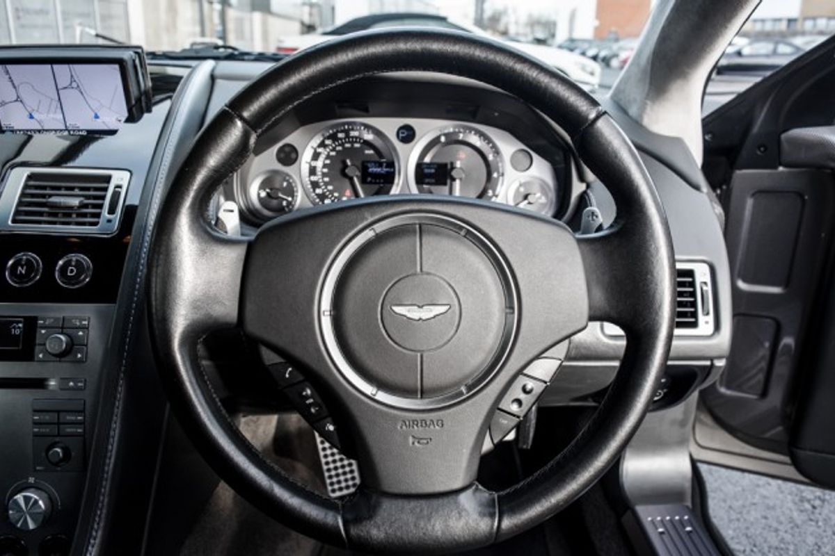 ASTON MARTIN DB9 COUPE 5.9 V12 2DR AUTOMATIC