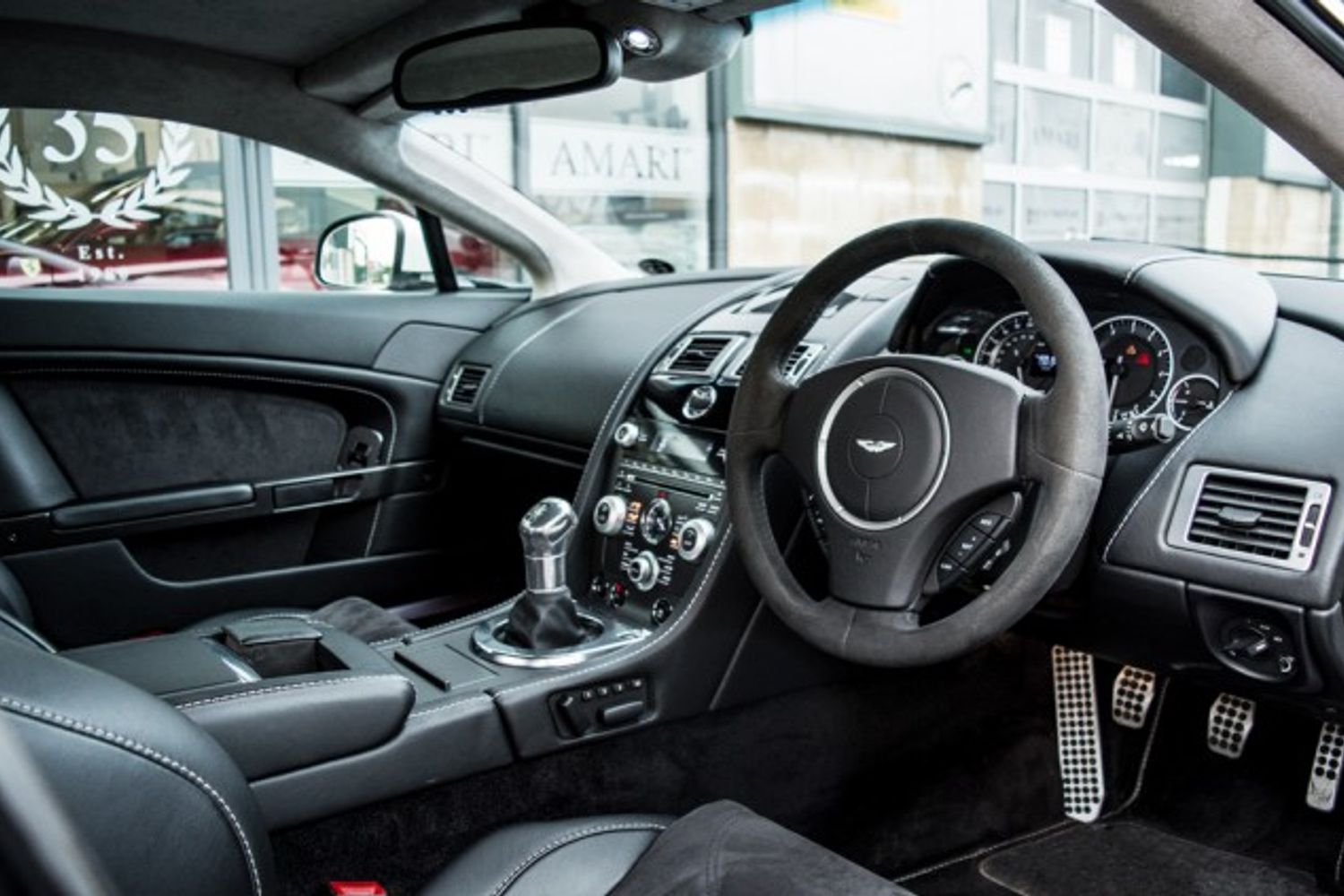 ASTON MARTIN VANTAGE COUPE 5.9 V12 3DR