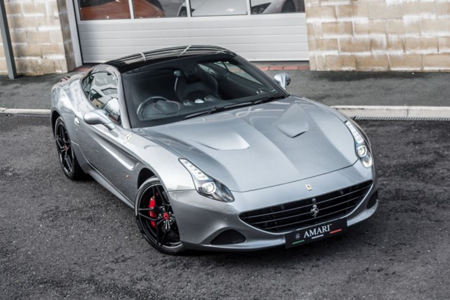 FERRARI CALIFORNIA CONVERTIBLE 3.9 DD 2DR SEMI AUTOMATIC
