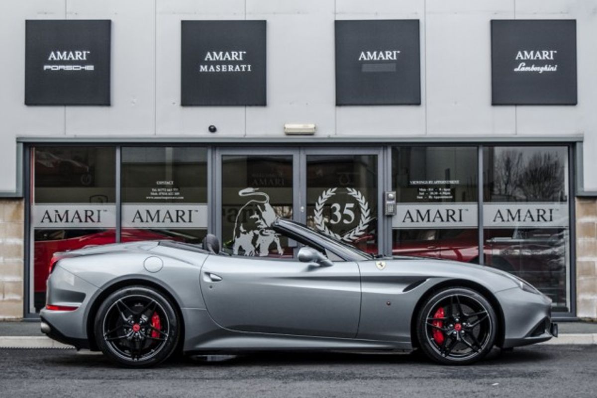 FERRARI CALIFORNIA CONVERTIBLE 3.9 DD 2DR SEMI AUTOMATIC