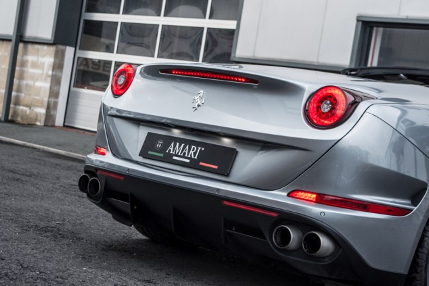FERRARI CALIFORNIA CONVERTIBLE 3.9 DD 2DR SEMI AUTOMATIC