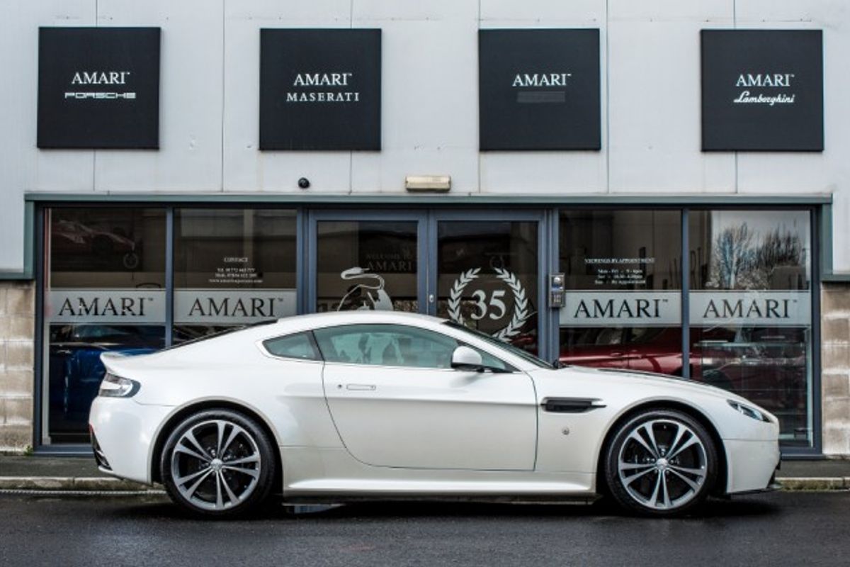 ASTON MARTIN VANTAGE COUPE 5.9 V12 3DR