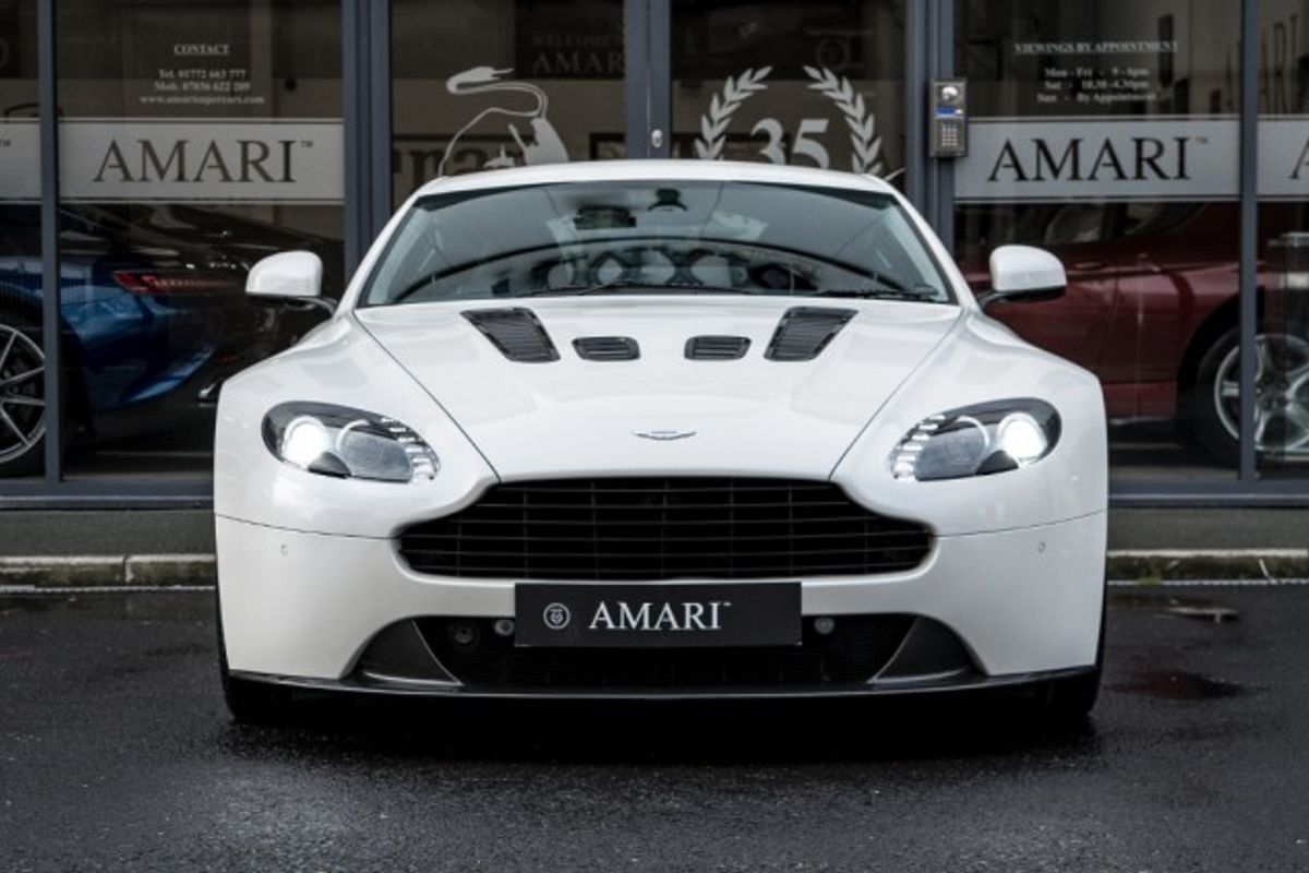 ASTON MARTIN VANTAGE COUPE 5.9 V12 3DR