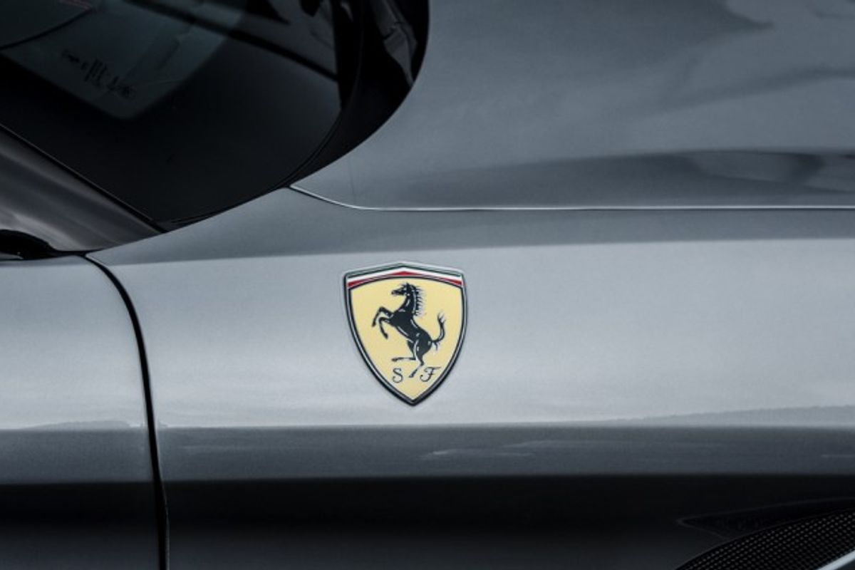 FERRARI CALIFORNIA CONVERTIBLE 3.9 DD 2DR SEMI AUTOMATIC