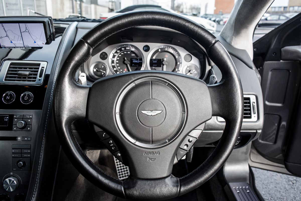 ASTON MARTIN DB9 COUPE 5.9 V12 2DR AUTOMATIC