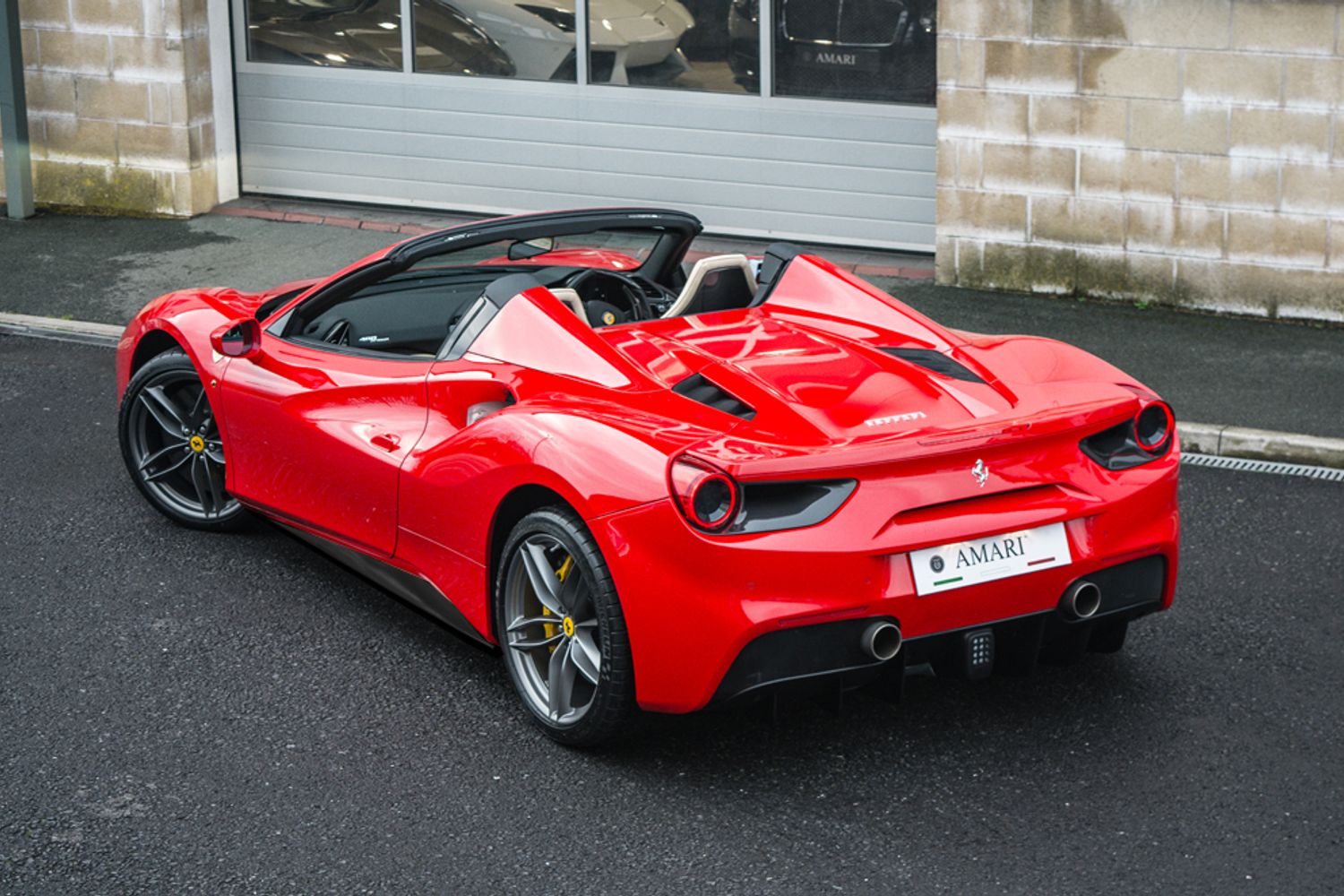 FERRARI 488 CONVERTIBLE 3.9 SPIDER 2DR SEMI AUTOMATIC
