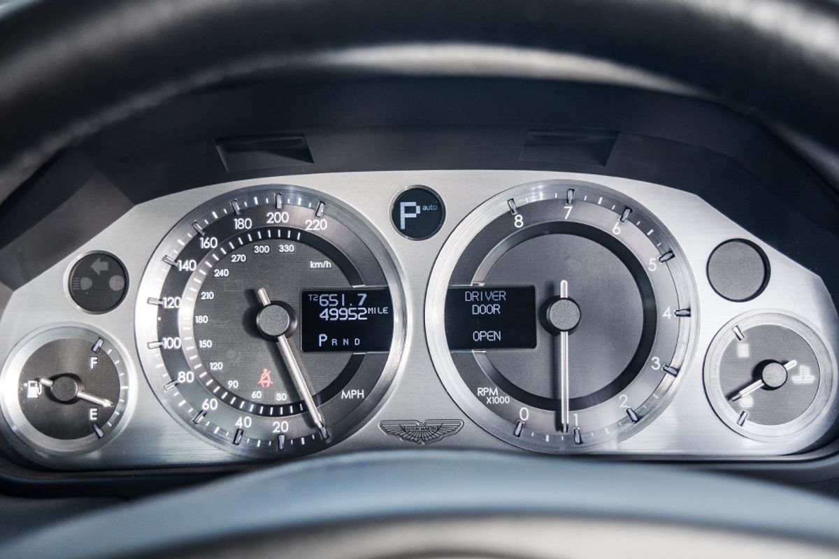 ASTON MARTIN DB9 COUPE 5.9 V12 2DR AUTOMATIC