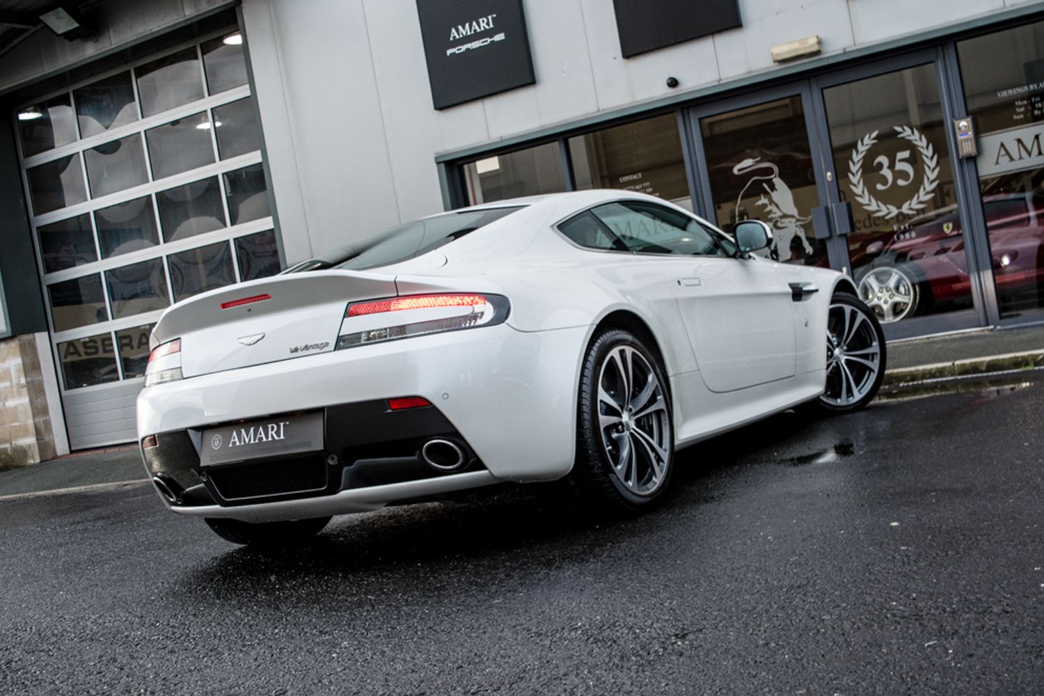ASTON MARTIN VANTAGE COUPE 5.9 V12 3DR