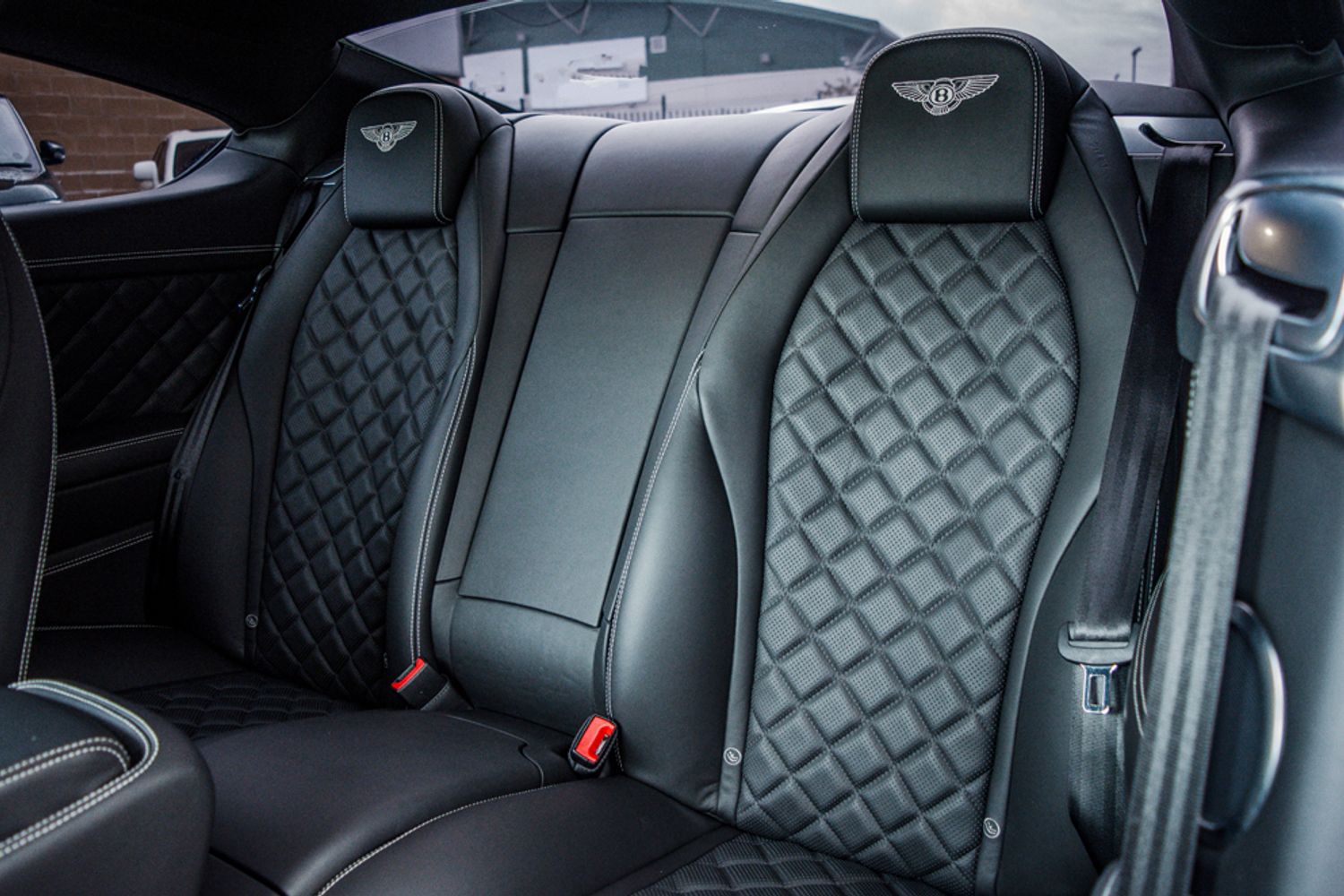 BENTLEY CONTINENTAL COUPE 4.0 GT V8 MDS Mulliner GTX700 II