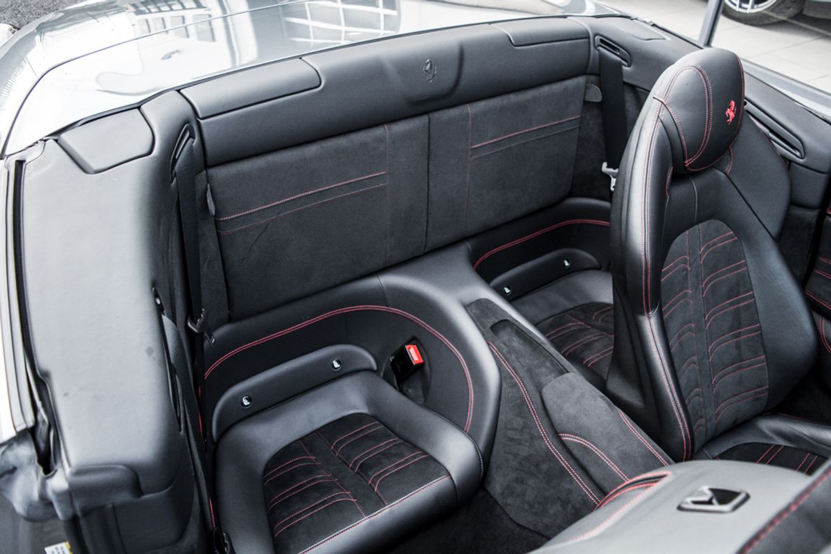 FERRARI CALIFORNIA CONVERTIBLE 3.9 DD 2DR SEMI AUTOMATIC