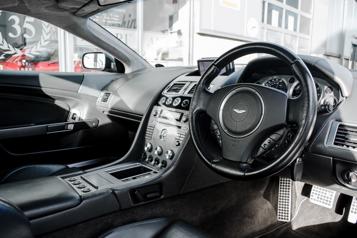 ASTON MARTIN DB9 COUPE 5.9 V12 2DR AUTOMATIC