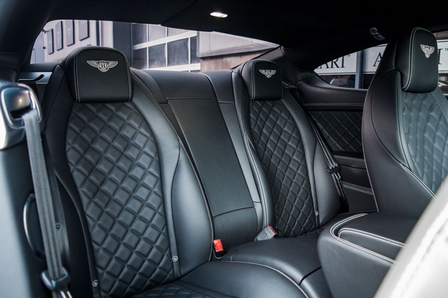 BENTLEY CONTINENTAL COUPE 4.0 GT V8 MDS Mulliner GTX700 II