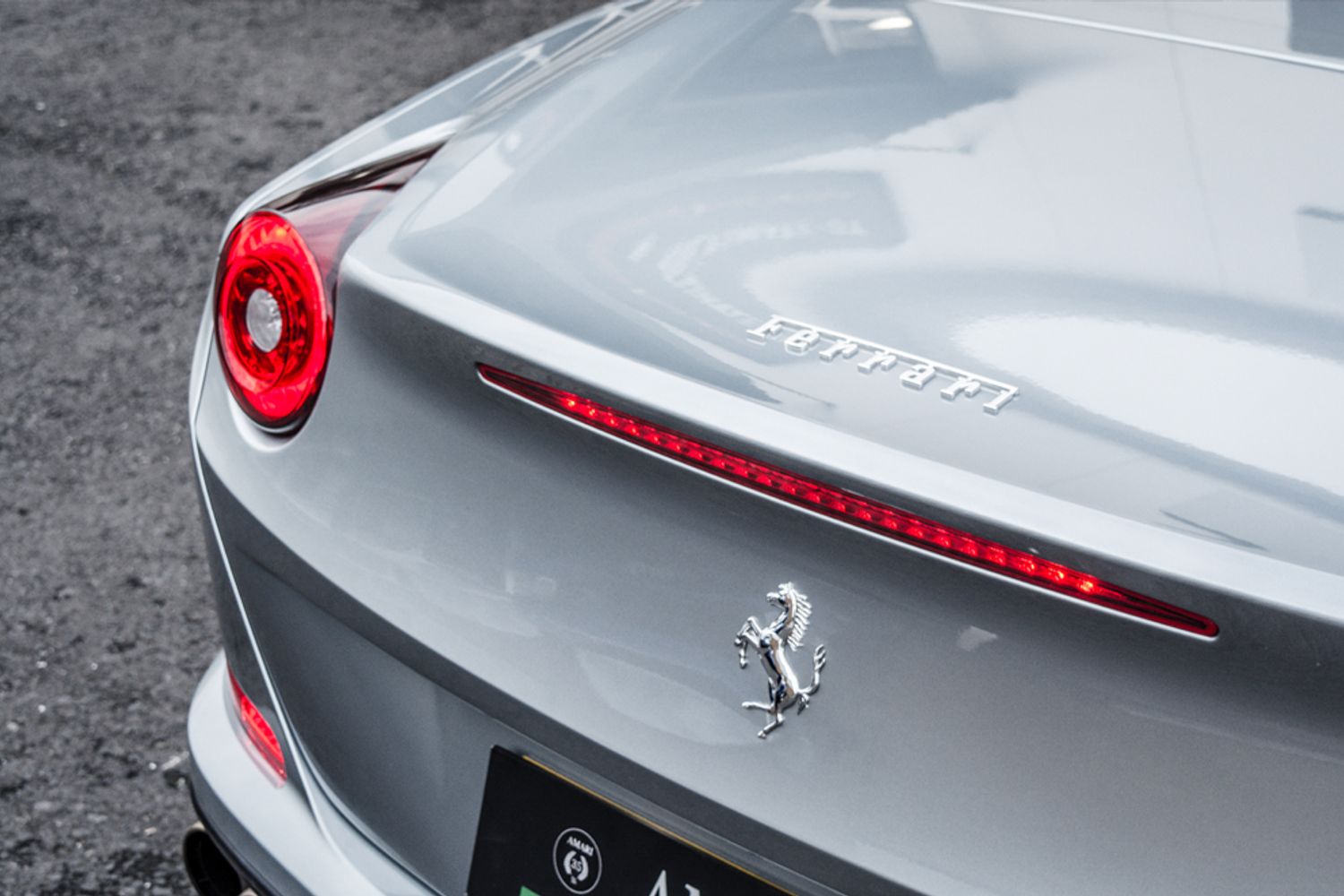FERRARI CALIFORNIA CONVERTIBLE 3.9 DD 2DR SEMI AUTOMATIC