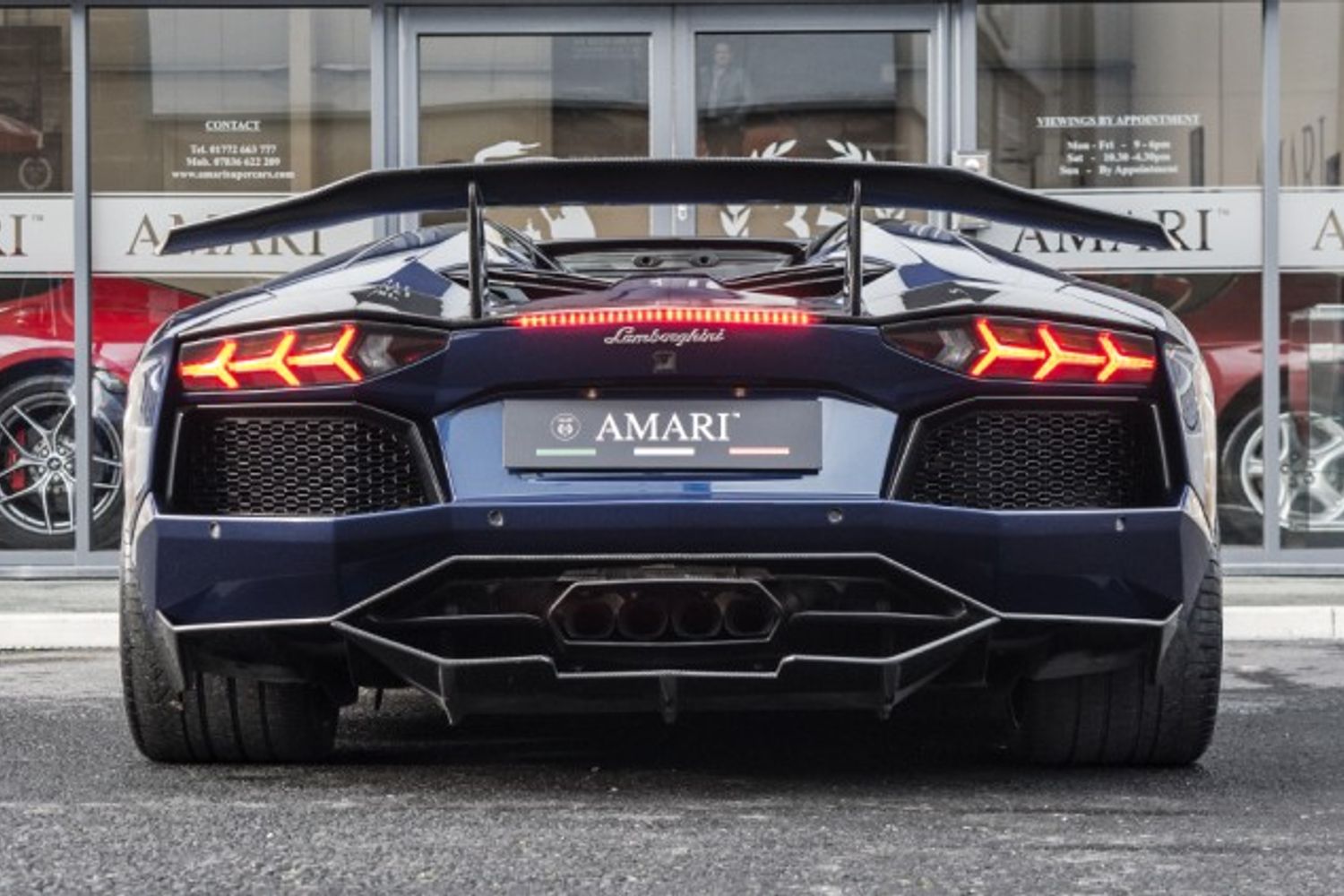 LAMBORGHINI AVENTADOR CONVERTIBLE 6.5 LP 700-4 ROADSTER DMC Molto Veloce