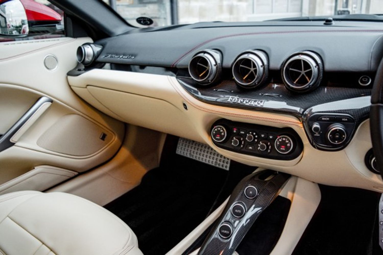 FERRARI F12 BERLINETTA COUPE 6.3 AB 2DR SEMI AUTOMATIC