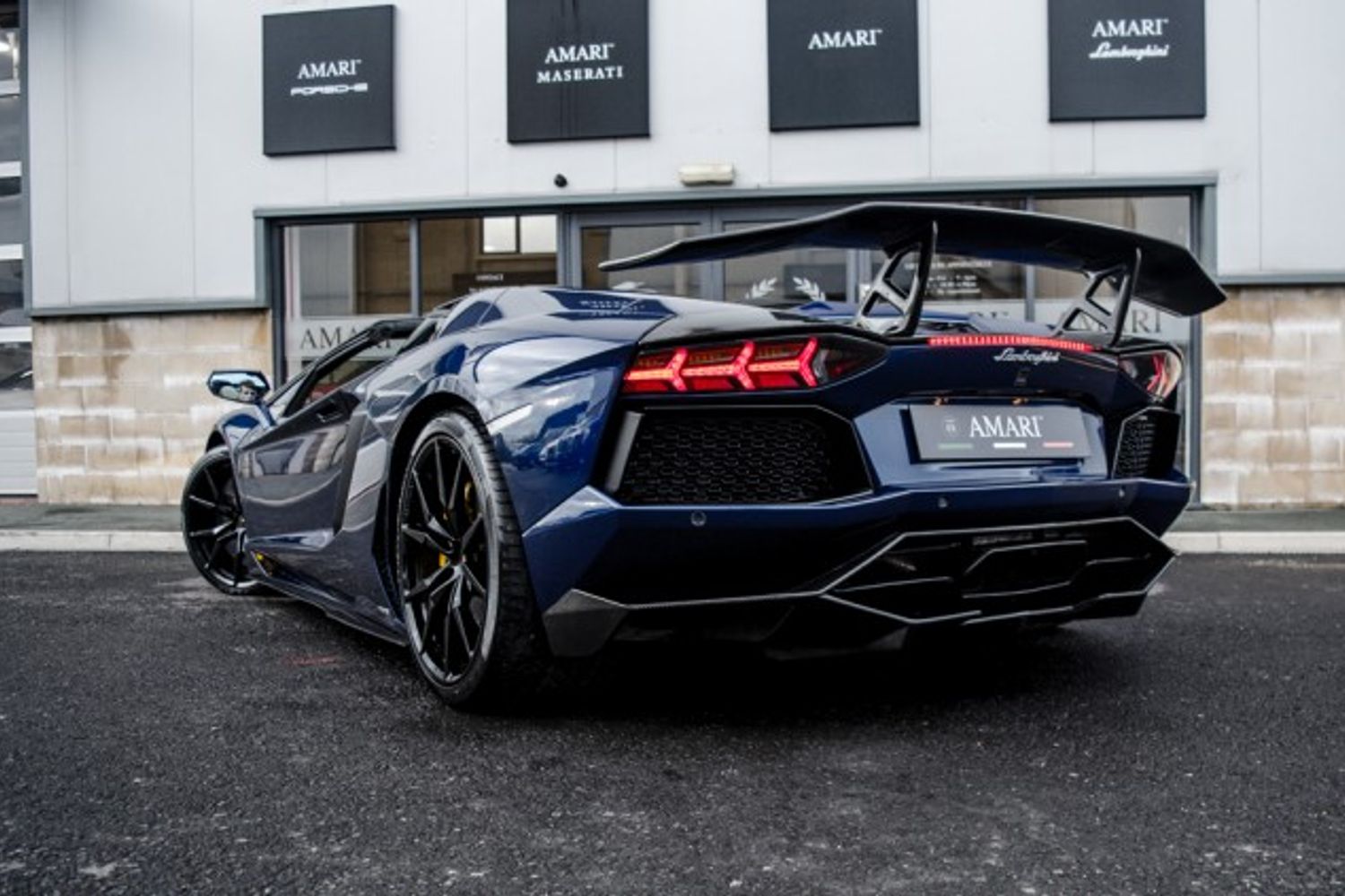 LAMBORGHINI AVENTADOR CONVERTIBLE 6.5 LP 700-4 ROADSTER DMC Molto Veloce
