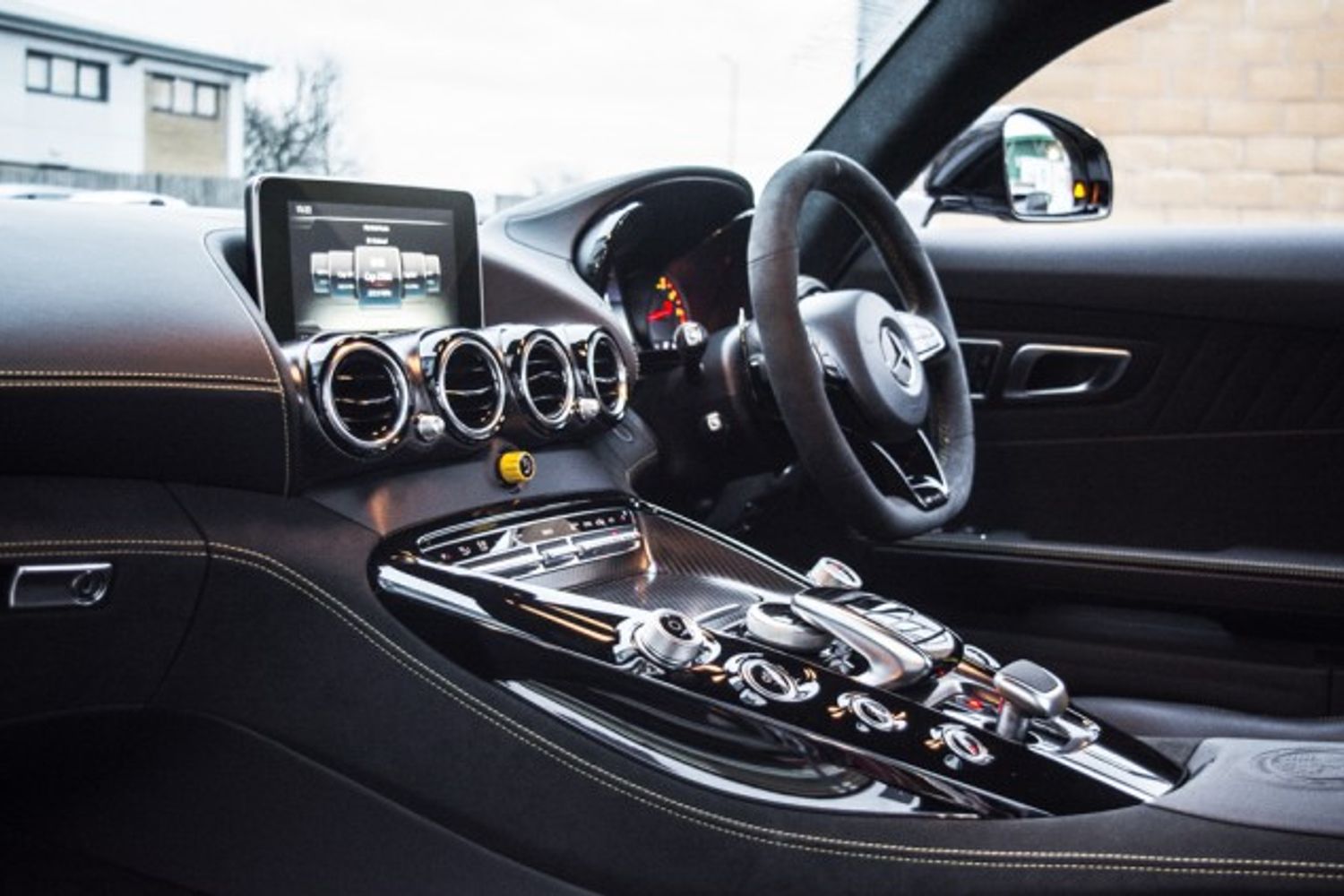 MERCEDES-BENZ AMG GT 4.0 AMG GT R PREMIUM 2DR AUTOMATIC