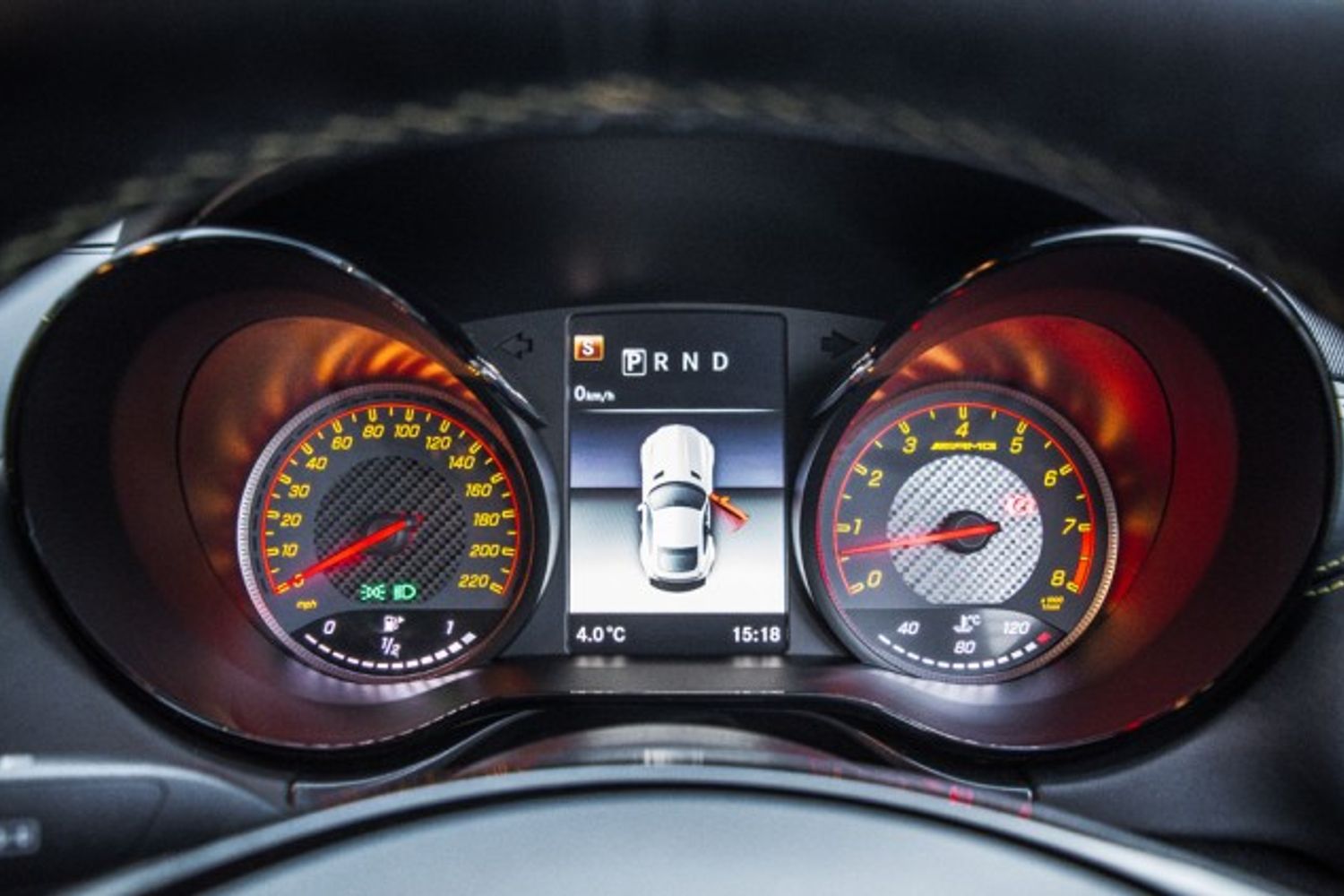 MERCEDES-BENZ AMG GT 4.0 AMG GT R PREMIUM 2DR AUTOMATIC