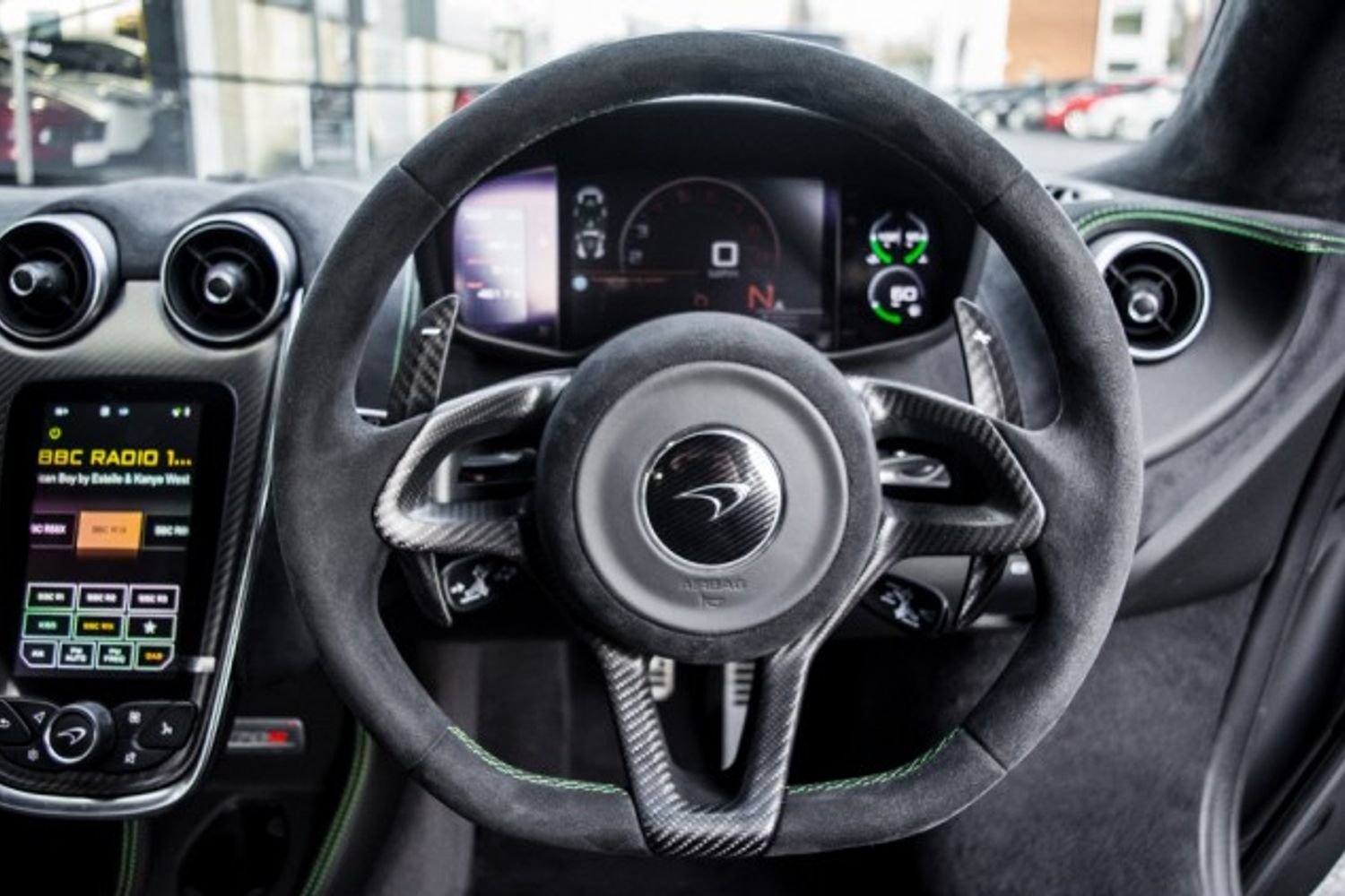 MCLAREN 570S COUPE 3.8 V8 2DR SEMI AUTOMATIC