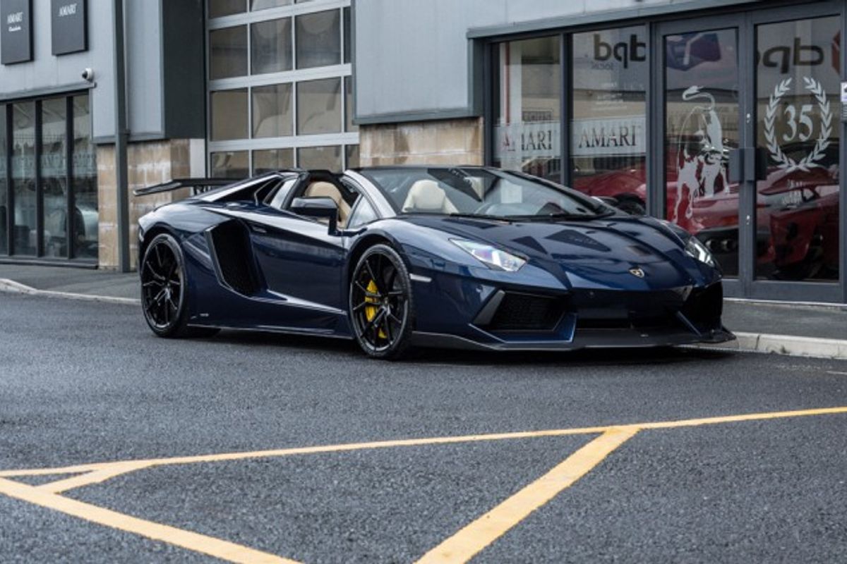 LAMBORGHINI AVENTADOR CONVERTIBLE 6.5 LP 700-4 ROADSTER DMC Molto Veloce