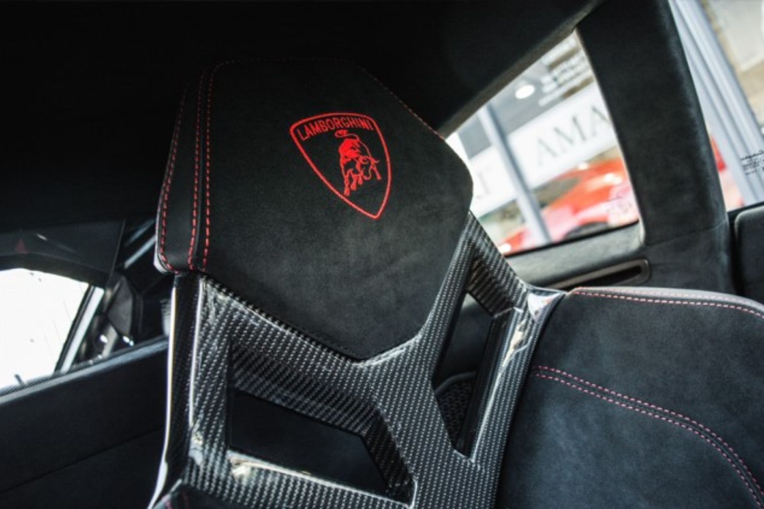 LAMBORGHINI HURACAN COUPE 5.2 LP 640-4 PERFORMANTE 2DR SEMI AUTOMATIC