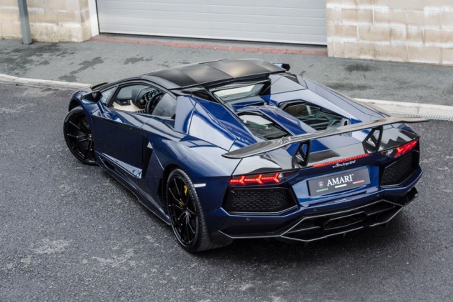 LAMBORGHINI AVENTADOR CONVERTIBLE 6.5 LP 700-4 ROADSTER DMC Molto Veloce