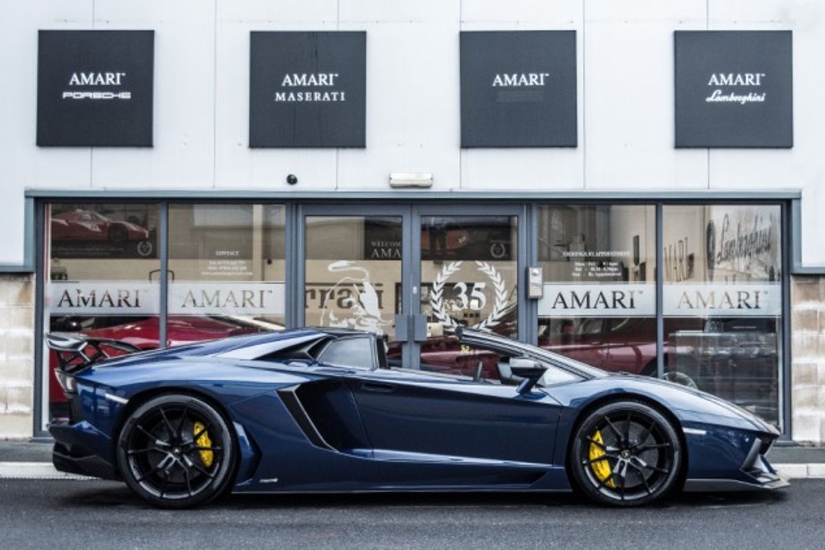 LAMBORGHINI AVENTADOR CONVERTIBLE 6.5 LP 700-4 ROADSTER DMC Molto Veloce