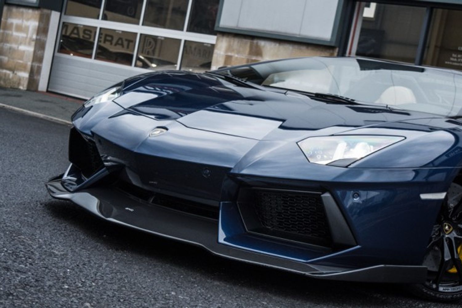 LAMBORGHINI AVENTADOR CONVERTIBLE 6.5 LP 700-4 ROADSTER DMC Molto Veloce