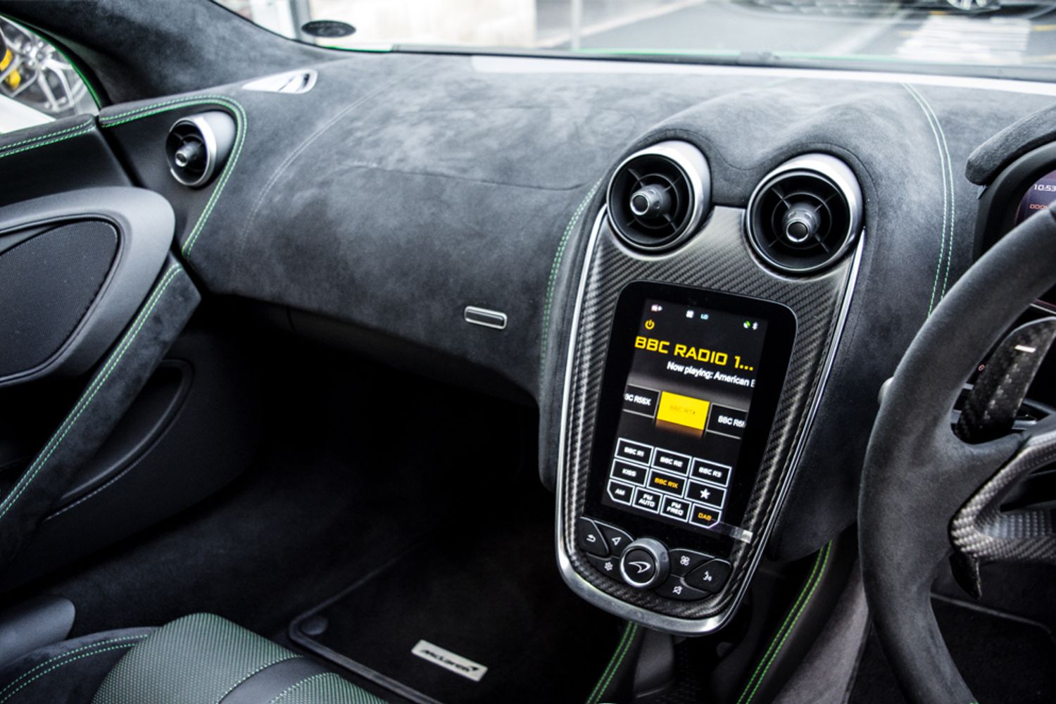 MCLAREN 570S COUPE 3.8 V8 2DR SEMI AUTOMATIC