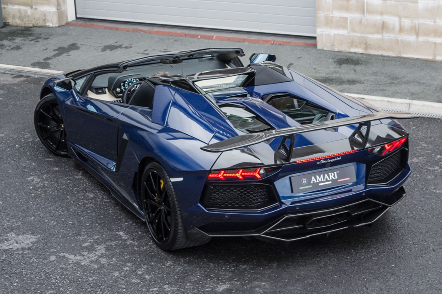 LAMBORGHINI AVENTADOR CONVERTIBLE 6.5 LP 700-4 ROADSTER DMC Molto Veloce