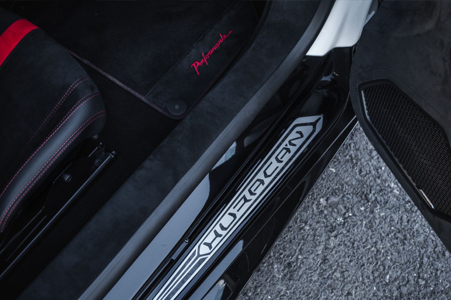 LAMBORGHINI HURACAN COUPE 5.2 LP 640-4 PERFORMANTE 2DR SEMI AUTOMATIC