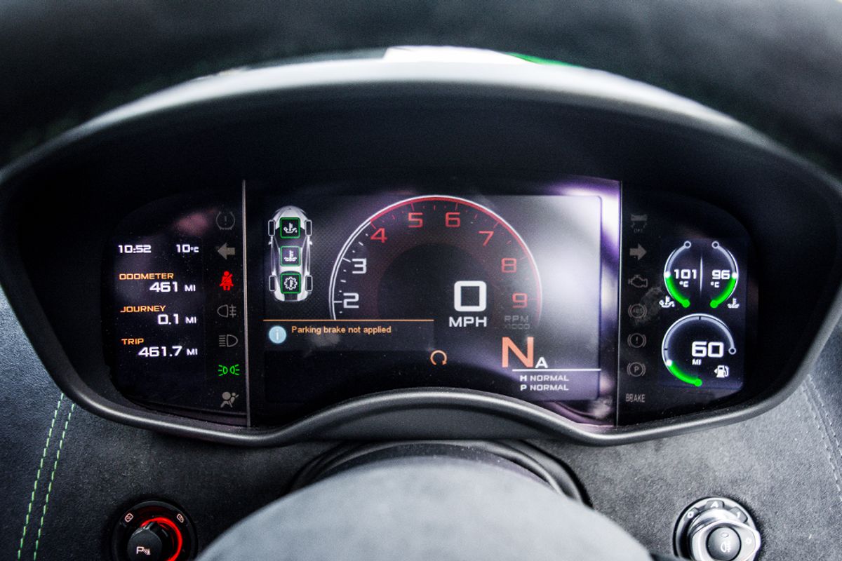 MCLAREN 570S COUPE 3.8 V8 2DR SEMI AUTOMATIC