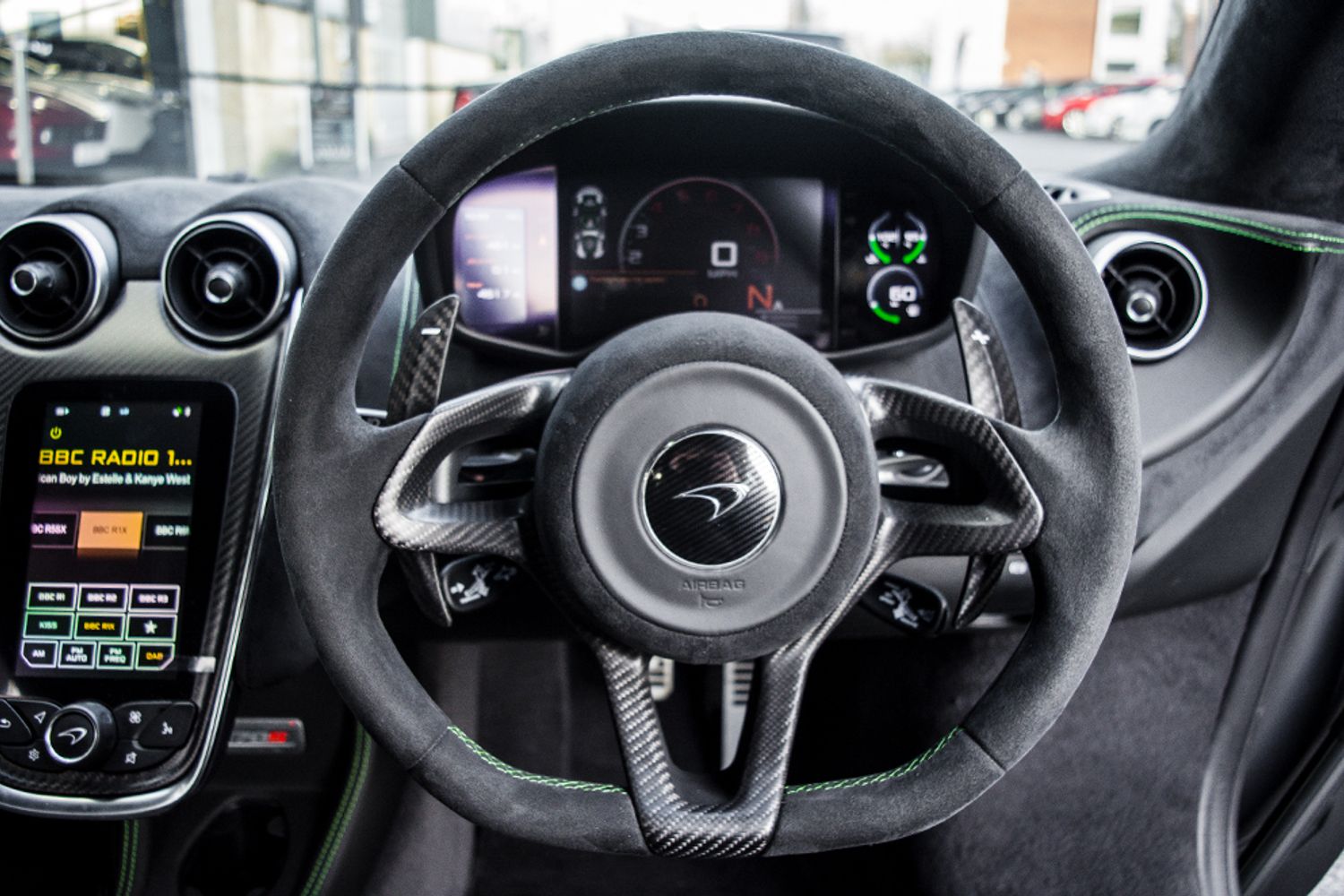 MCLAREN 570S COUPE 3.8 V8 2DR SEMI AUTOMATIC
