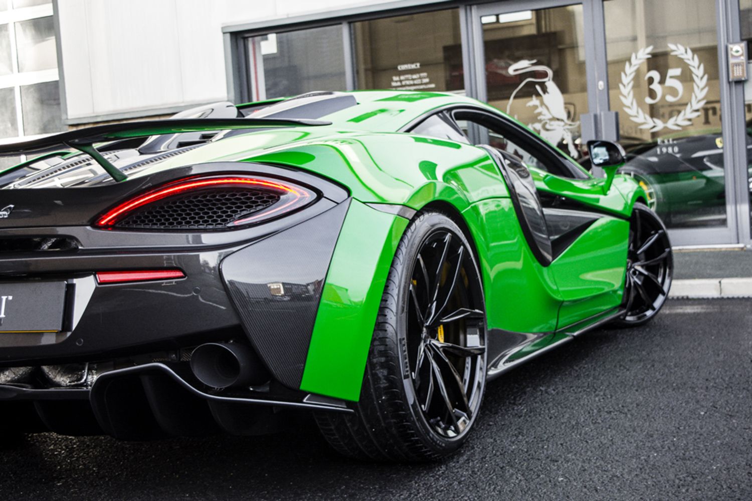 MCLAREN 570S COUPE 3.8 V8 2DR SEMI AUTOMATIC