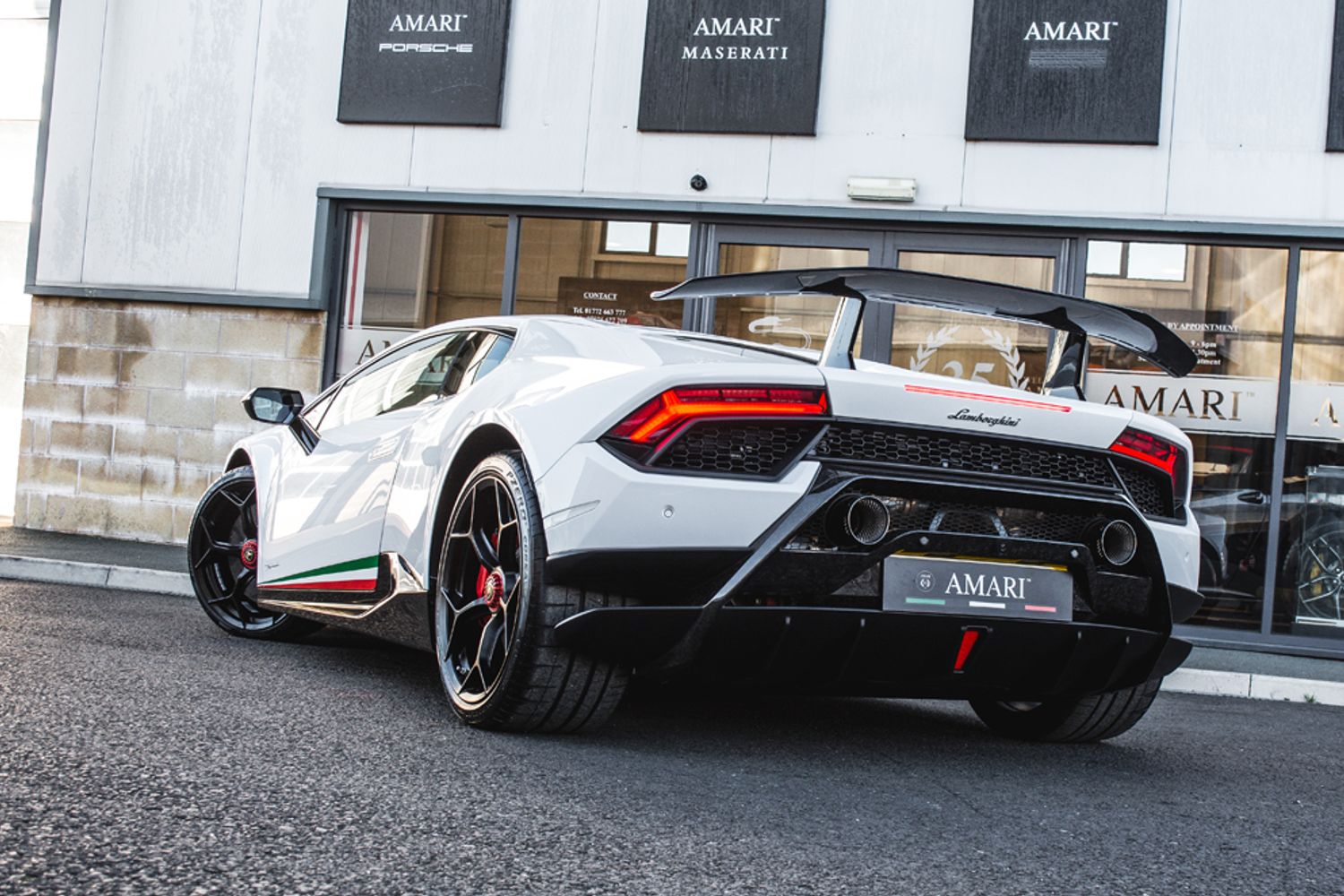 LAMBORGHINI HURACAN COUPE 5.2 LP 640-4 PERFORMANTE 2DR SEMI AUTOMATIC