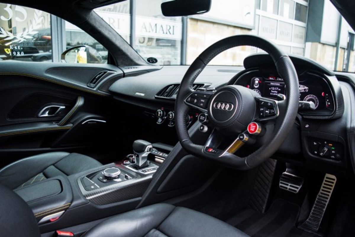 AUDI R8 COUPE 5.2 V10 PLUS QUATTRO 2DR SEMI AUTOMATIC