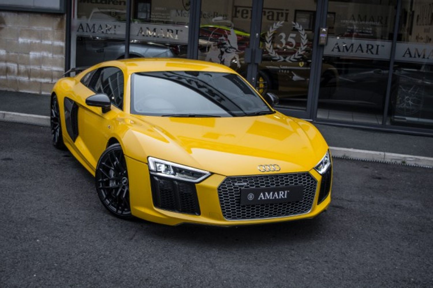 AUDI R8 COUPE 5.2 V10 PLUS QUATTRO 2DR SEMI AUTOMATIC