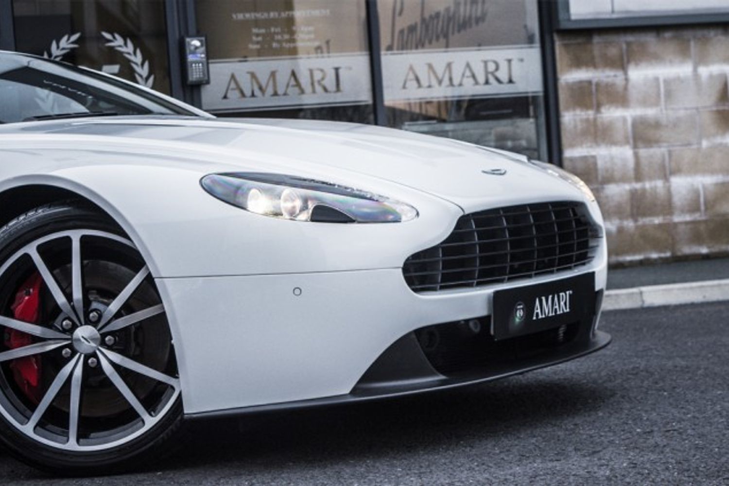 ASTON MARTIN VANTAGE COUPE 4.7 V8 3DR