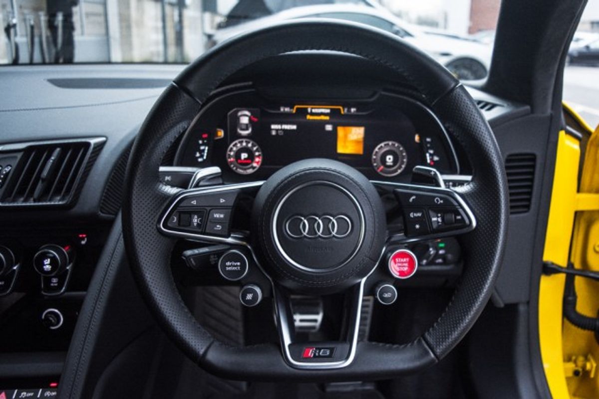 AUDI R8 COUPE 5.2 V10 PLUS QUATTRO 2DR SEMI AUTOMATIC
