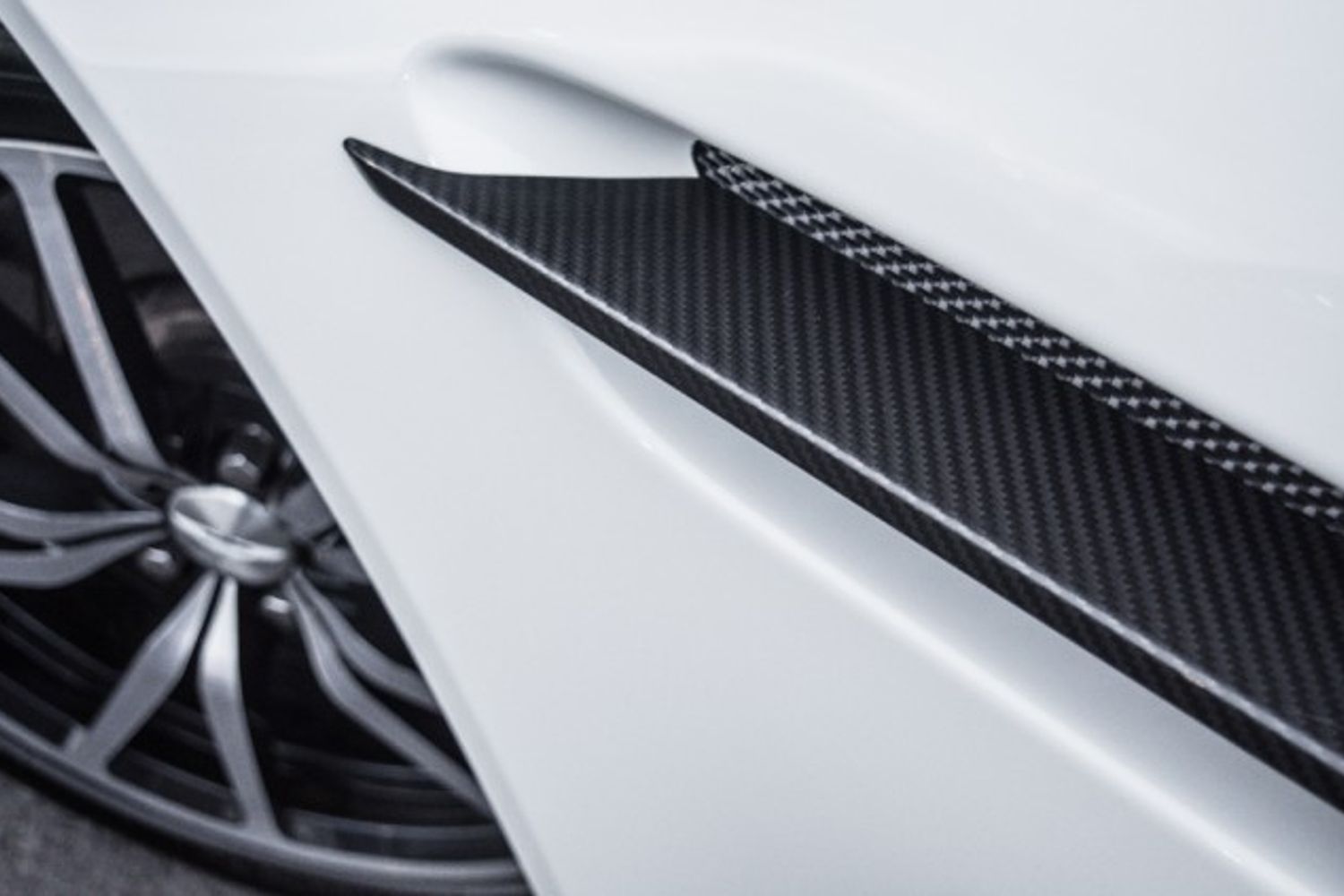ASTON MARTIN VANTAGE COUPE 4.7 V8 3DR